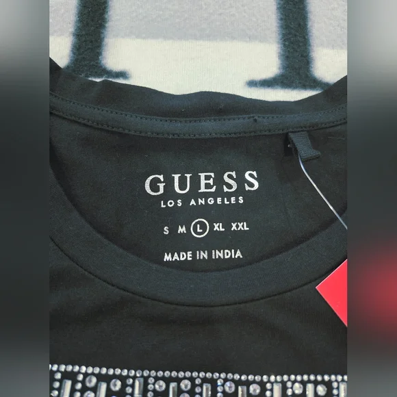 GUESS T-Shirt Women's Black Rhinestone Bling Triangle Logo Large NEW - Picture 12 of 13